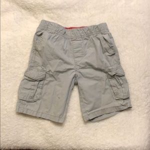 Carters light gray cargo shorts size 3T